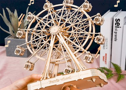 Robotime 232pcs Rotatable DIY 3D Ferris Wheel Wooden Model Building Block Kits Assembly Toy Gift for Children Adult TGN01